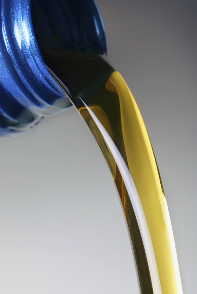 Oil pouring 2.jpg