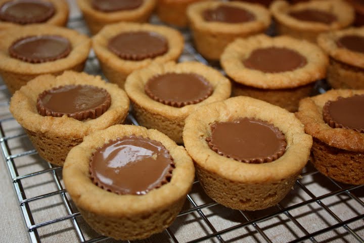 peanut-butter-cup-cookies1.jpg