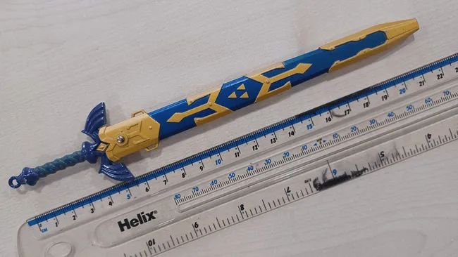 Six Inch Master Sword.jpg