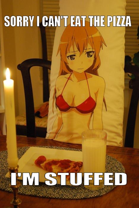 sorry-i-cant-eat-the-pizza-manga-pillow.jpg